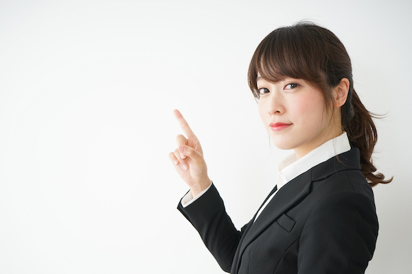50代女性がパパ活で稼げる理由を説明する女性